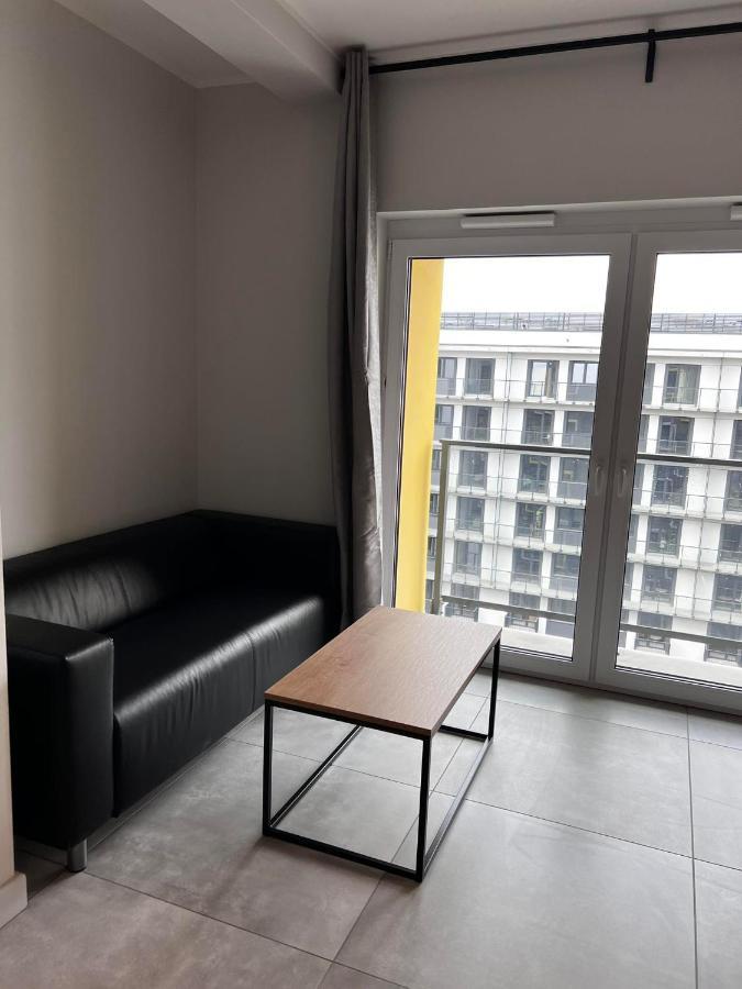 Property Apart - Legnicka Business Center Вроцлав Экстерьер фото