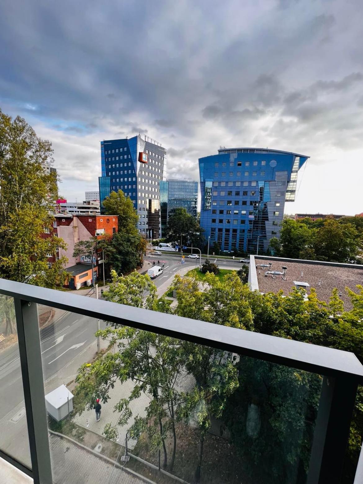 Property Apart - Legnicka Business Center Вроцлав Экстерьер фото